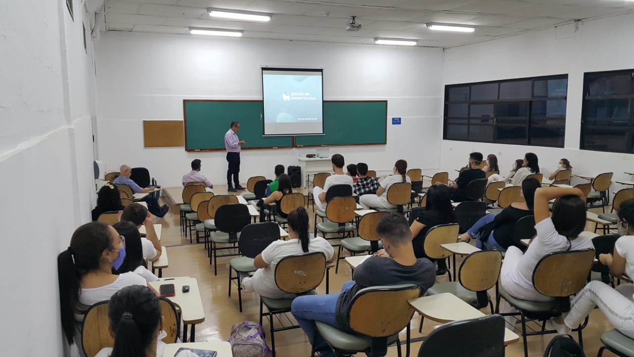 Um grande desafio para o dentista recém formado