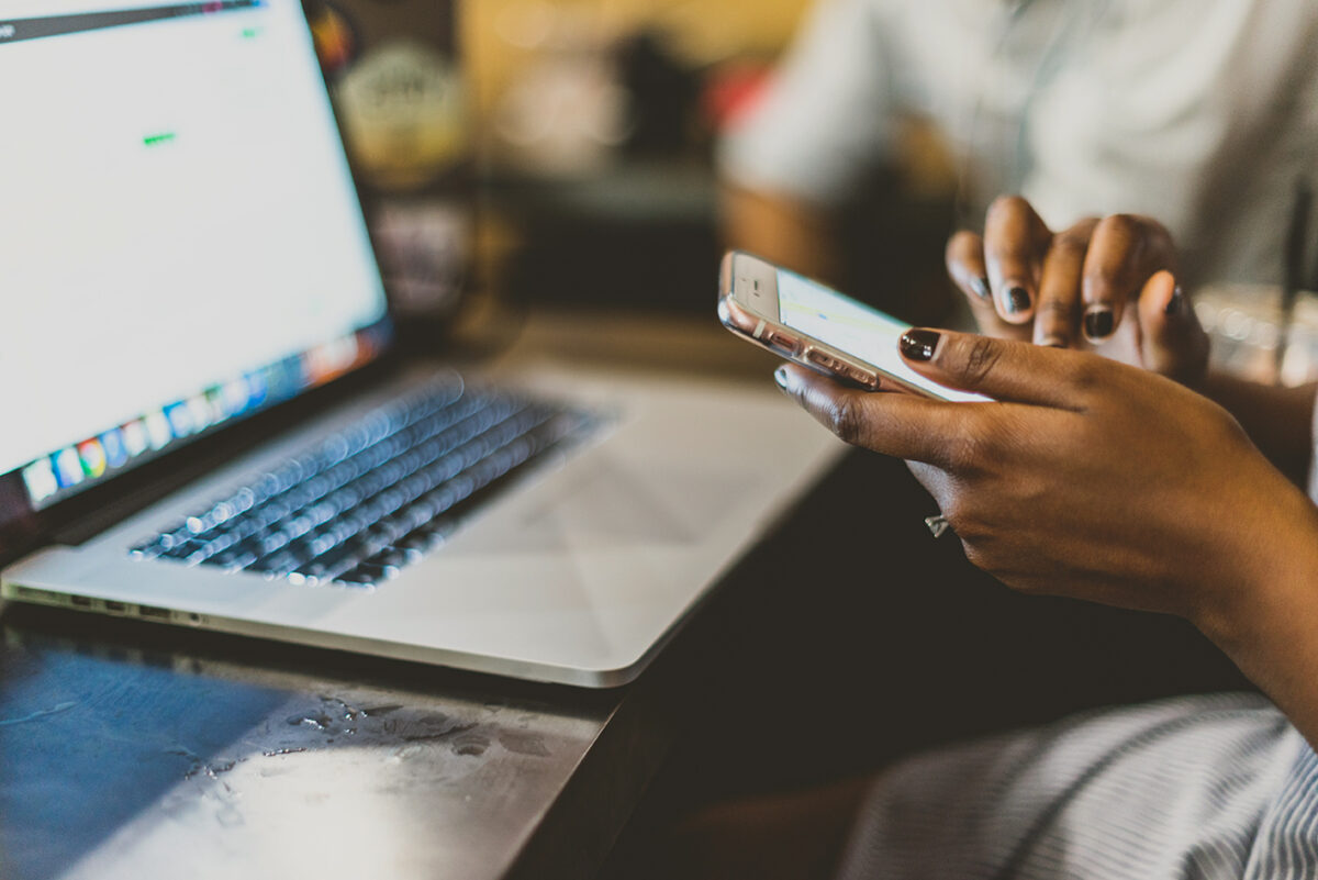 Quem precisa de um robô? 7 motivos para inserir chatbot na sua empresa Quem precisa de um robô? 7 motivos para inserir chatbot na sua empresa