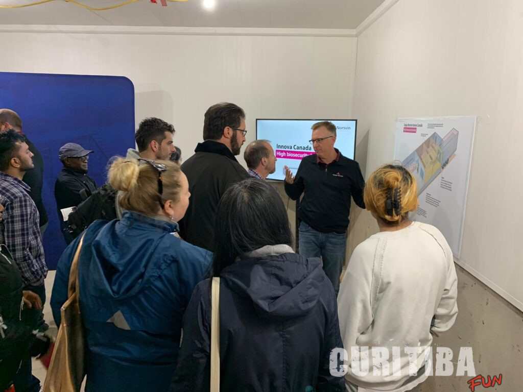 Topigs Norsvin inaugura nova granja núcleo Innova Canadá Topigs Norsvin inaugura nova granja núcleo Innova Canadá