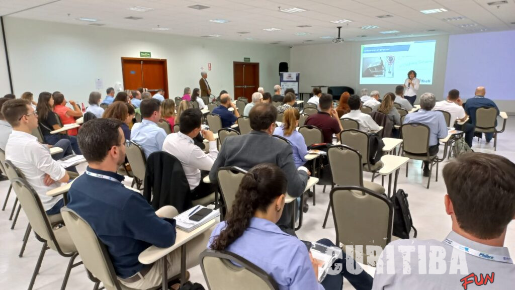 Simpósio FACTA sobre Salmonella avalia impactos da contaminação em frigoríficos e granjas e destaca manejos para evitá-la Simpósio FACTA sobre Salmonella avalia impactos da contaminação em frigoríficos e granjas e destaca manejos para evitá-la