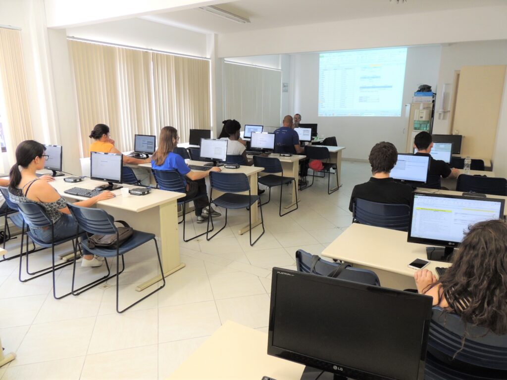 CIEE/PR oferece cursos gratuitos de qualificação profissional para comunidade; veja como se inscrever