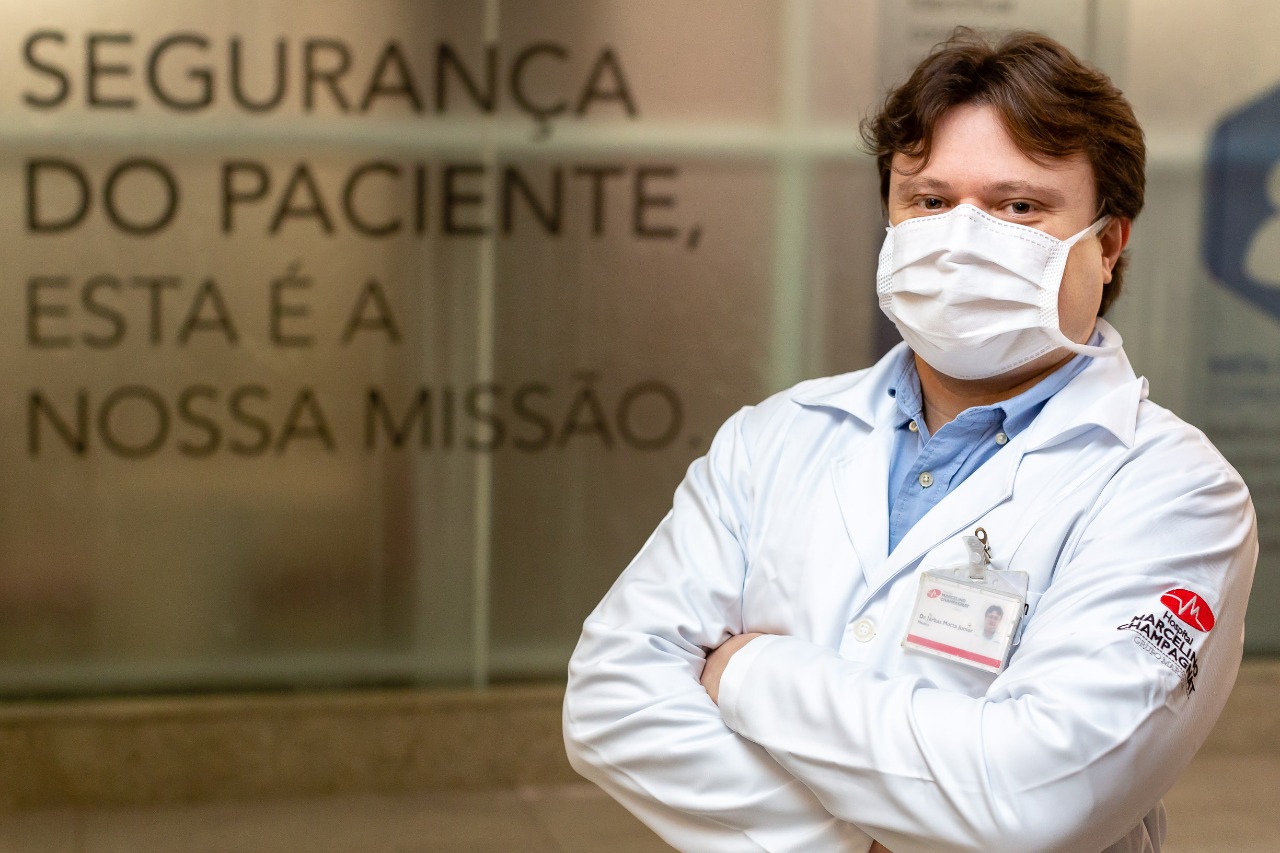 Médicos que estiveram na linha de frente do combate à covid-19 replicam aprendizados e descobertas em novas formas de cuidado