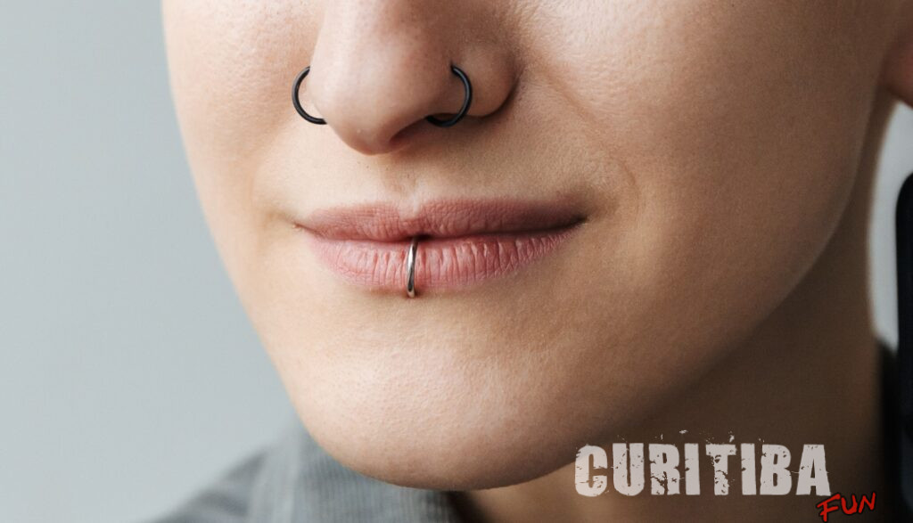 Piercings e tatuagens na boca: é possível diminuir riscos? Piercings e tatuagens na boca: é possível diminuir riscos?