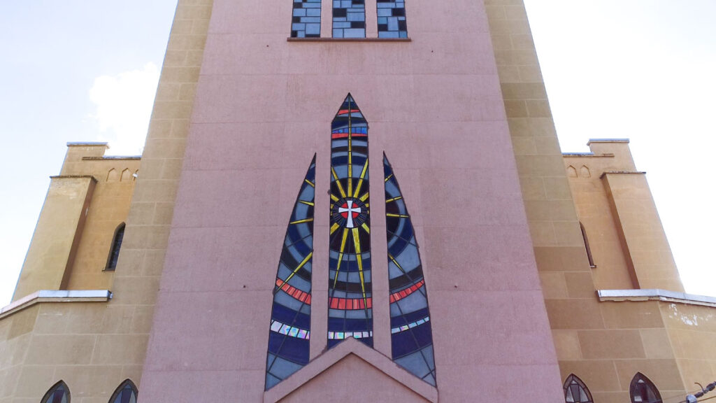 Santuário de Curitiba ganha vitrais reconhecidos pela ONU como de interesse histórico Santuário de Curitiba ganha vitrais reconhecidos pela ONU como de interesse histórico