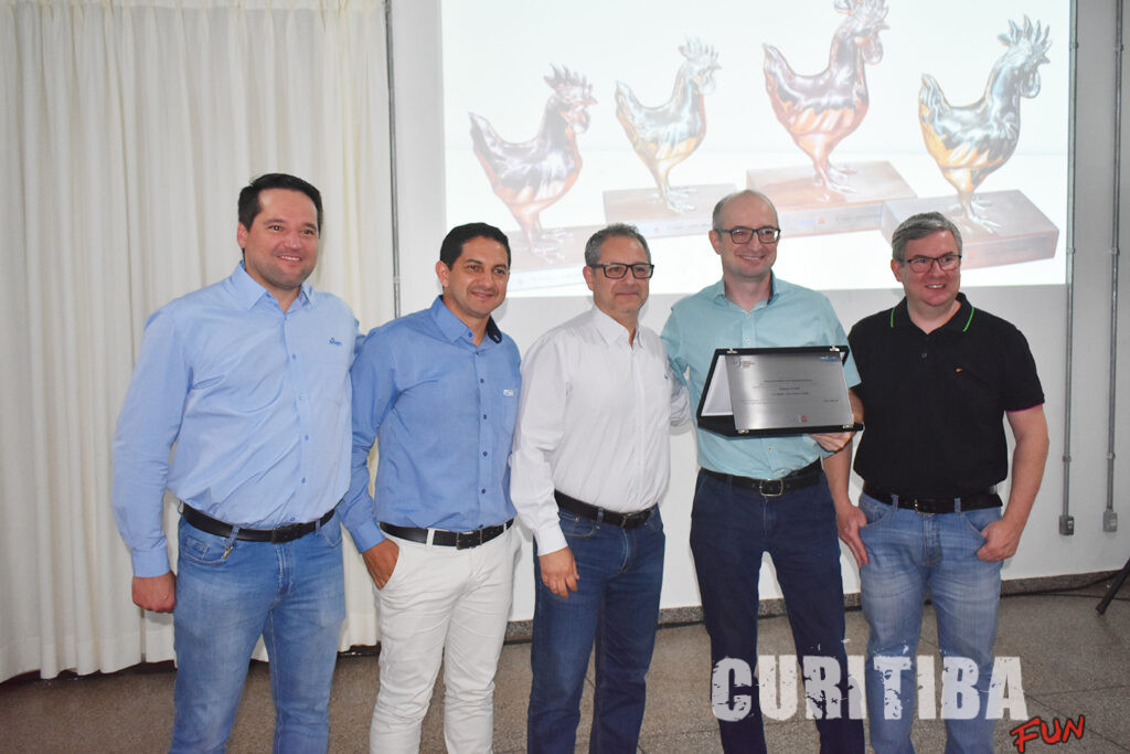 Superando limites: Premiação de Resultados de Matrizes Ross no Brasil Superando limites: Premiação de Resultados de Matrizes Ross no Brasil