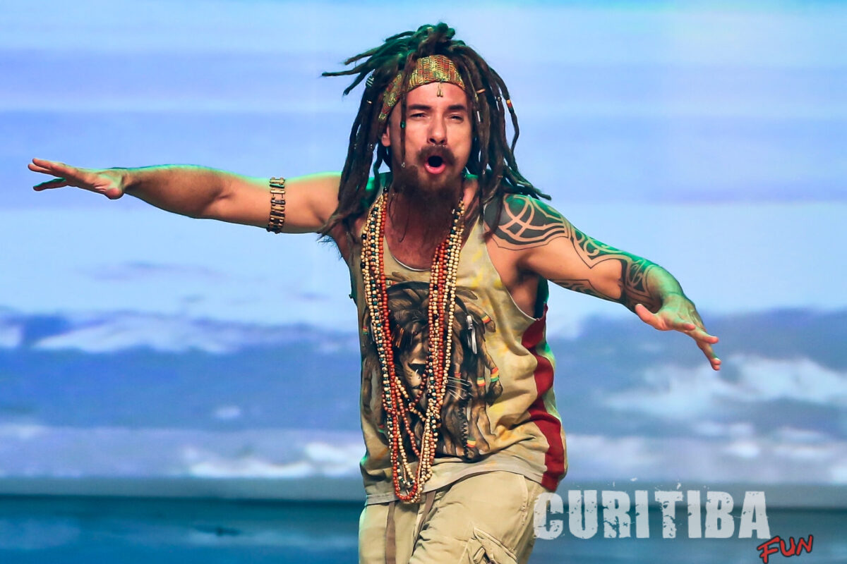 Marco Luque está de volta aos palcos com o show "Dilatados" Marco Luque está de volta aos palcos com o show "Dilatados"