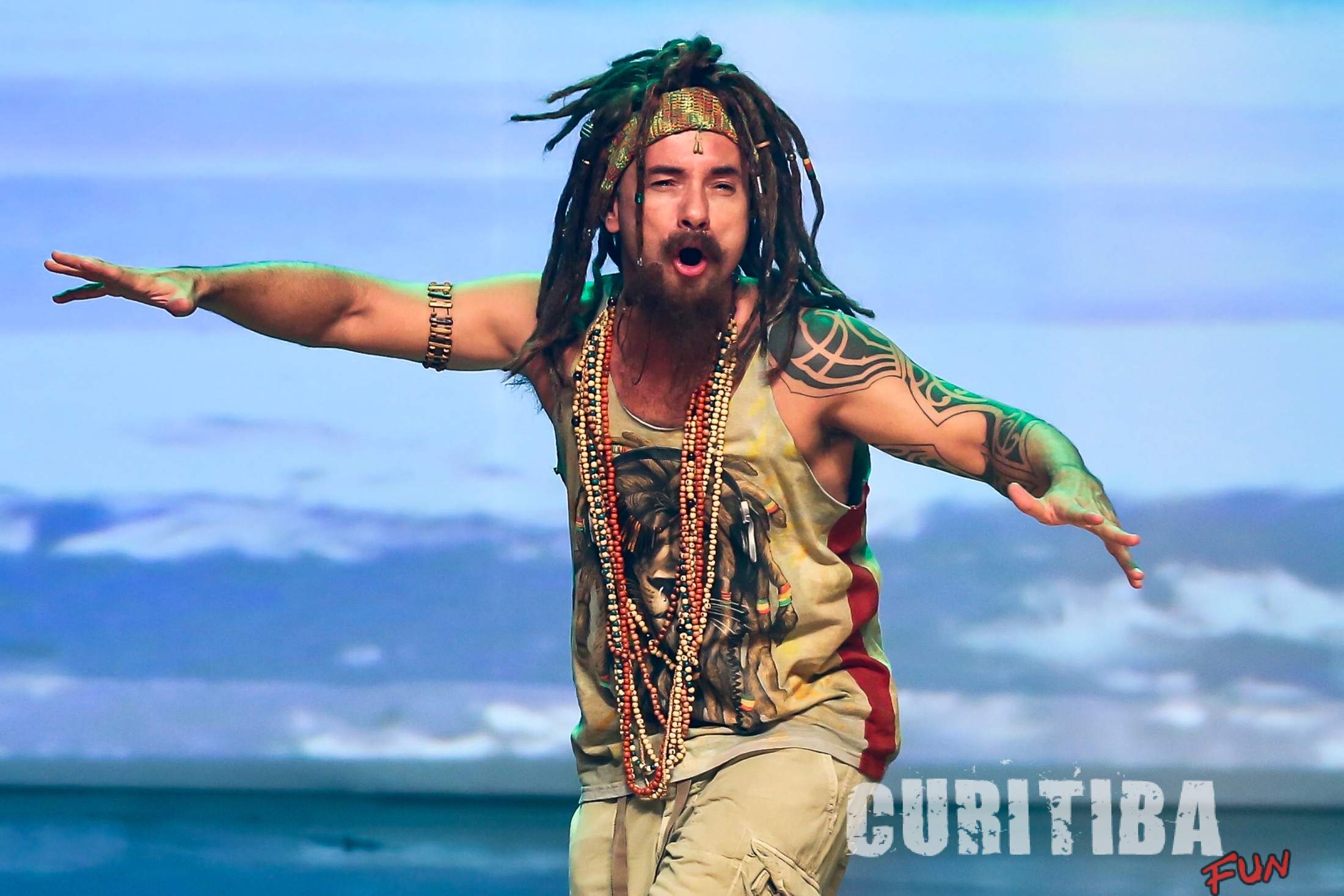 Marco Luque está de volta aos palcos com o show “Dilatados”