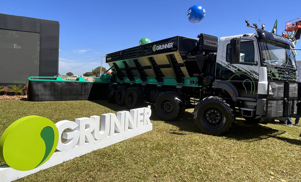 Tecnoshow Comigo: Grunner anuncia entrada no mercado de grãos com investimento de R$ 15 milhões em novo equipamento Tecnoshow Comigo: Grunner anuncia entrada no mercado de grãos com investimento de R$ 15 milhões em novo equipamento
