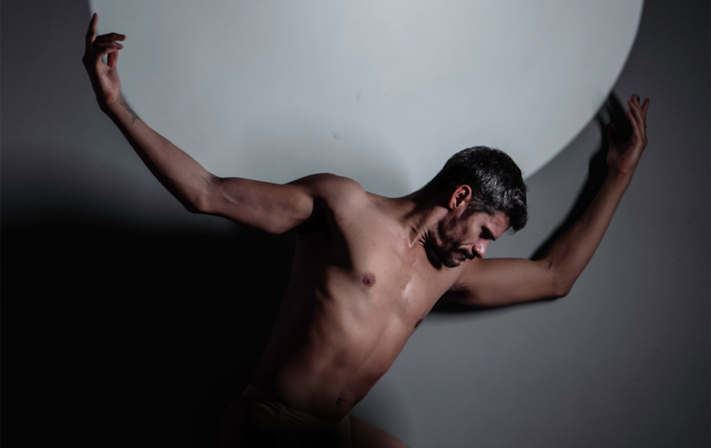 Thiago Soares, um dos maiores bailarinos do mundo, apresenta seu "Último Ato" em Curitiba Thiago Soares, um dos maiores bailarinos do mundo, apresenta seu "Último Ato" em Curitiba