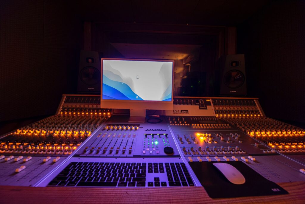 Estúdio de gravação de música é tudo a mesma coisa? Estúdio de gravação de música é tudo a mesma coisa?