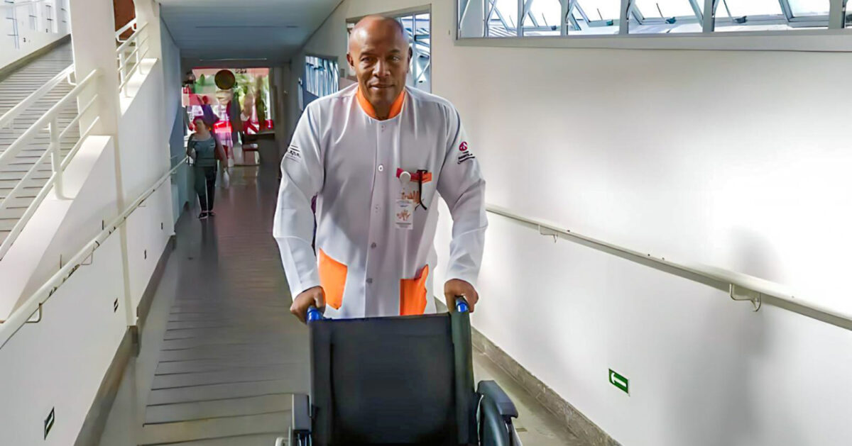 De paciente a voluntário: cirurgia na coluna em hospital SUS devolve esperança e transforma educador físico em triatleta De paciente a voluntário: cirurgia na coluna em hospital SUS devolve esperança e transforma educador físico em triatleta