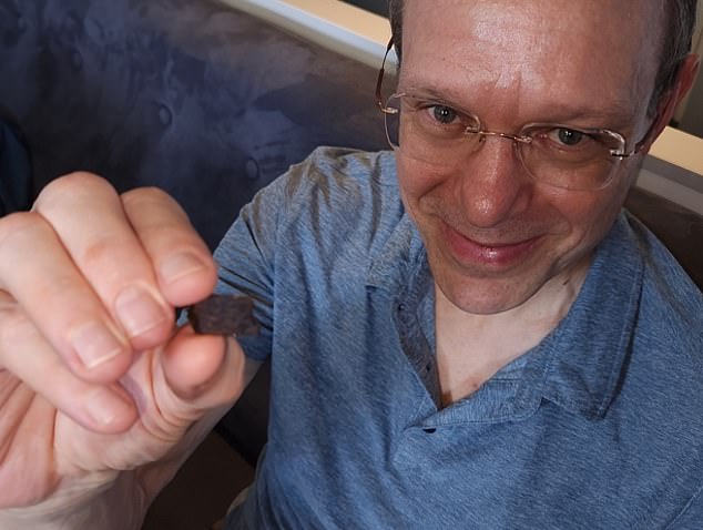 Possíveis restos de nave espacial alienígena encontrados no fundo do Oceano Pacífico