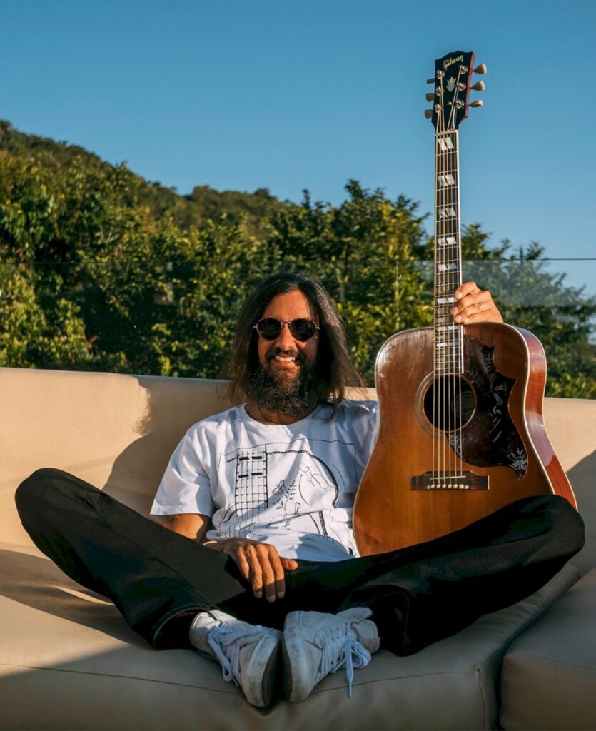 Armandinho abres sessão extra em Curitiba Armandinho abres sessão extra em Curitiba