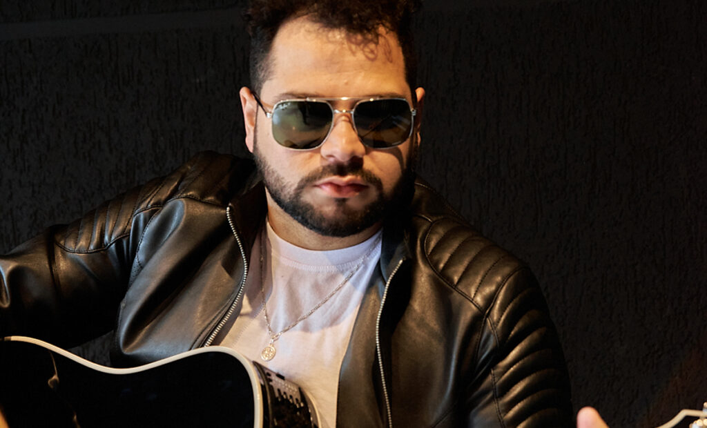 Fernando Gomes: Curitiba lança cantor de sertanejo pop