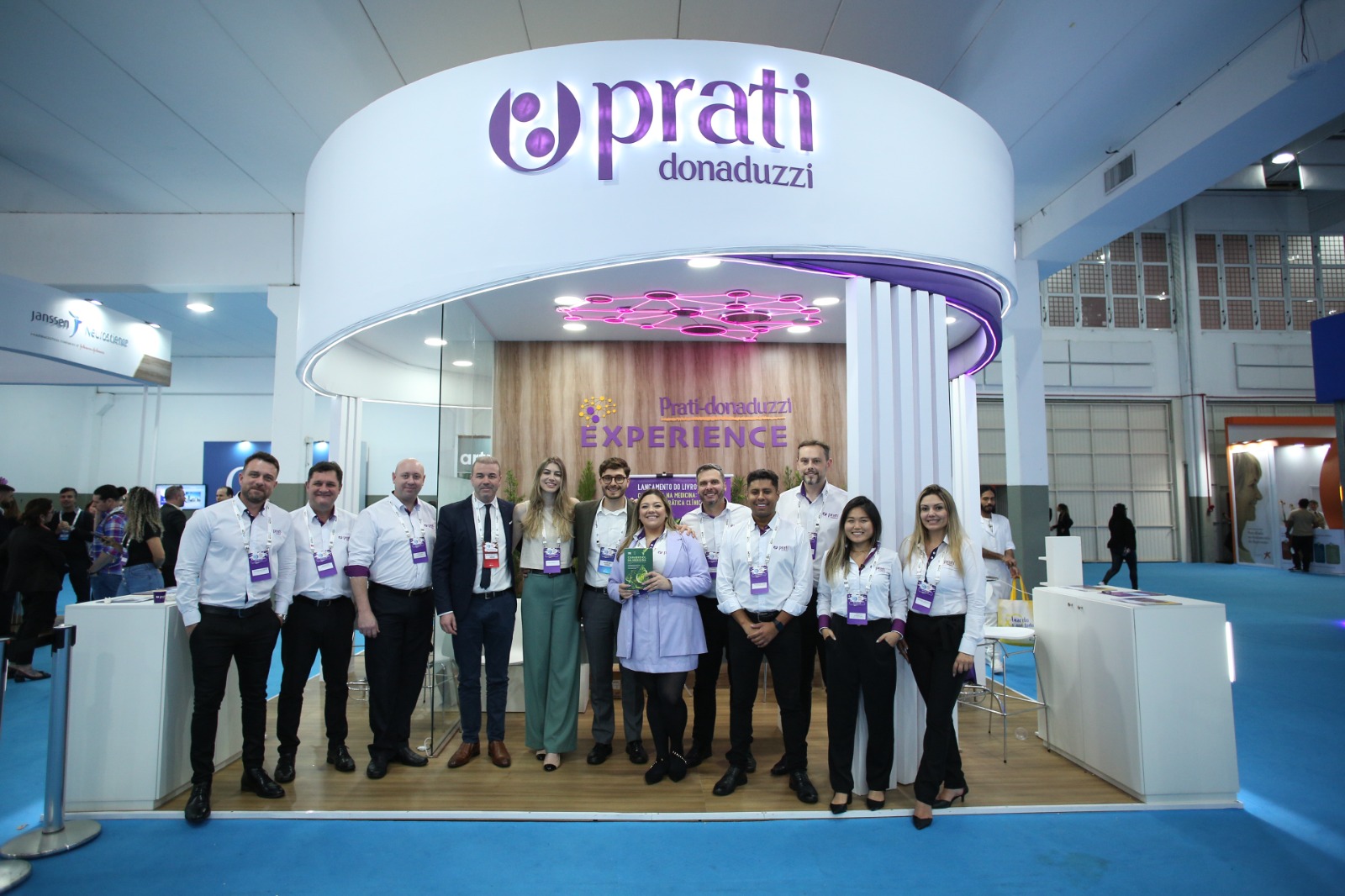 Mais de 600 profissionais participam de palestra sobre canabidiol em congresso de neurociência