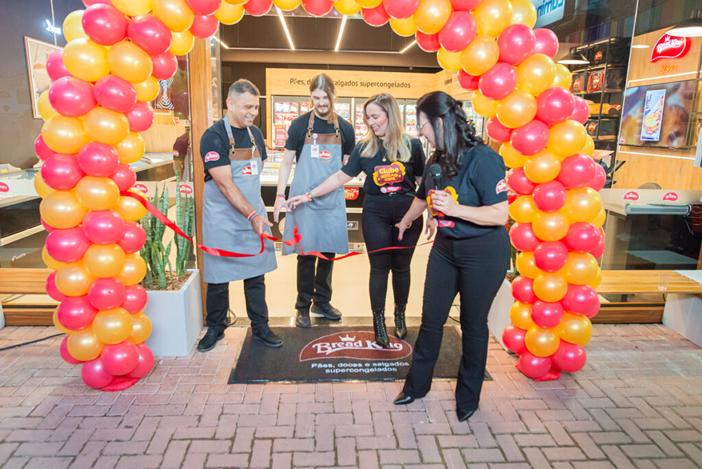 Bread King: inovando as padarias curitibanas com sua primeira unidade de congelados
