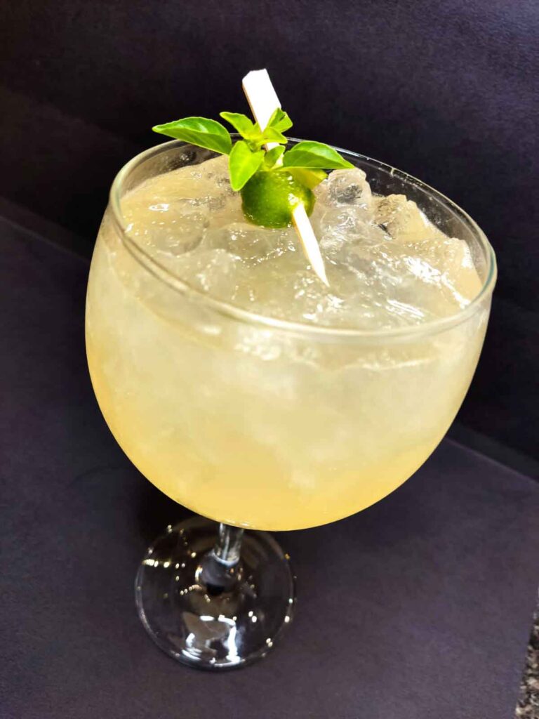 A reinvenção da cachaça A reinvenção da cachaça