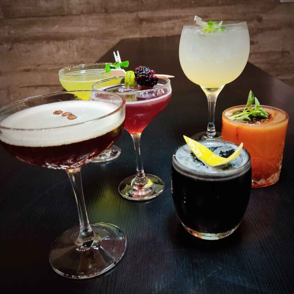 A reinvenção da cachaça A reinvenção da cachaça