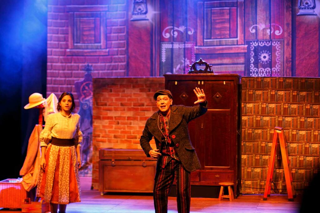 "O guarda-histórias – João e o pé de feijão" terá apresentação única de neste domingo "O guarda-histórias – João e o pé de feijão" terá apresentação única de neste domingo