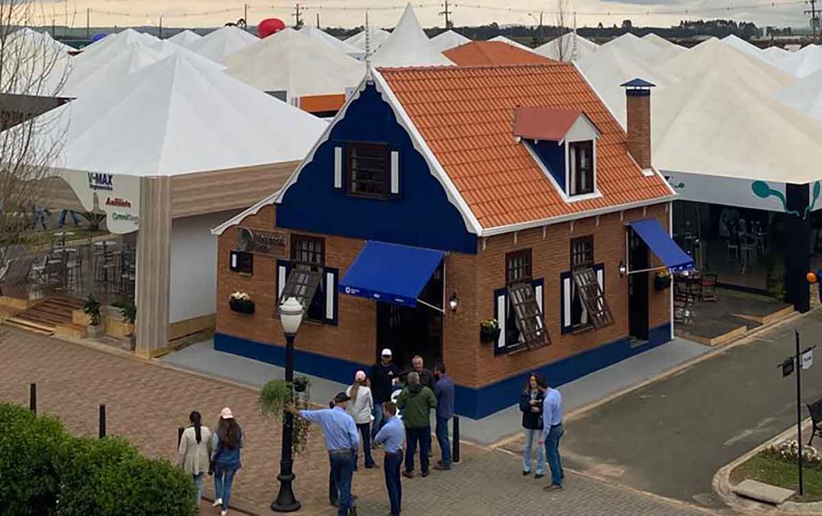 Biogénesis Bagó destaca no Agroleite soluções para prevenção de enfermidades no gado de leite