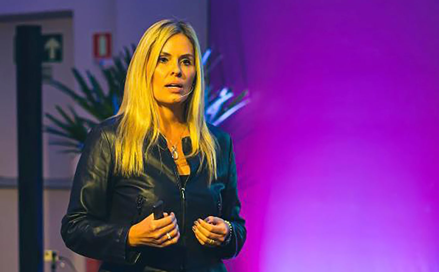 Mulheres buscam mais representatividade em eventos científicos