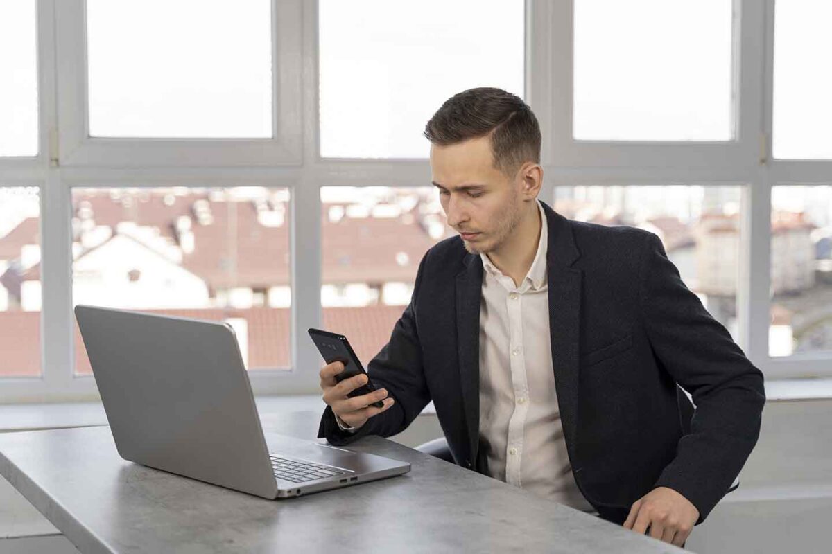 Mercado de trabalho se reinventa e conhecimento digital não é mais demanda apenas da área de TI Mercado de trabalho se reinventa e conhecimento digital não é mais demanda apenas da área de TI