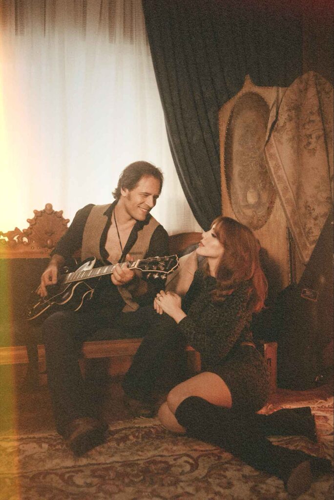 Inpurpura: Duo de Ivan Busic e Nathalia Zukkas lança videoclipe da música “Se Quiser Me Levar”; ouça nas plataformas digitais Inpurpura: Duo de Ivan Busic e Nathalia Zukkas lança videoclipe da música “Se Quiser Me Levar”; ouça nas plataformas digitais