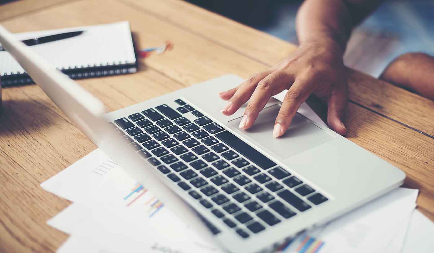 Projeto Click promove alfabetização digital para trabalhadores da construção civil