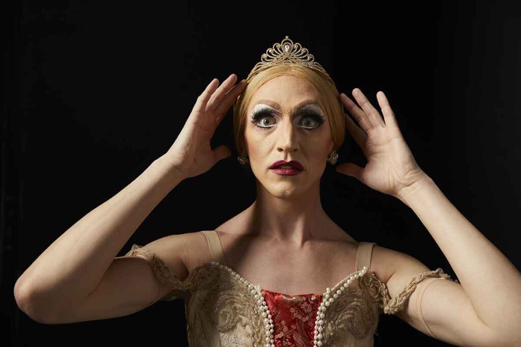 Imperdível: Les Ballets Trockadero de Monte Carlo pela primeira vez em Curitiba