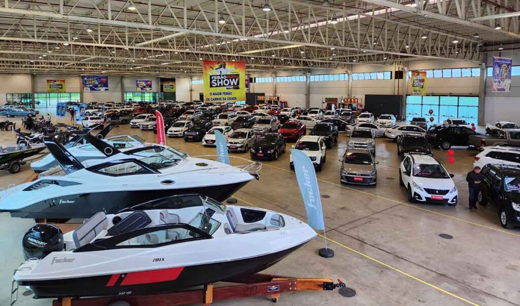 Parque Barigui terá fim de semana com feirão de clássicos antigos, automóveis, barcos e motos Parque Barigui terá fim de semana com feirão de clássicos antigos, automóveis, barcos e motos