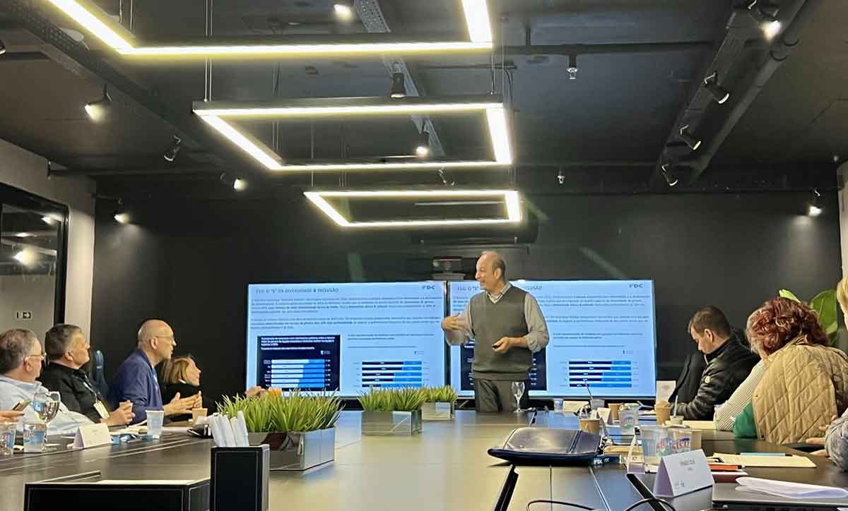 O que Netflix, Google e Tesla têm em comum? Gestão horizontal!