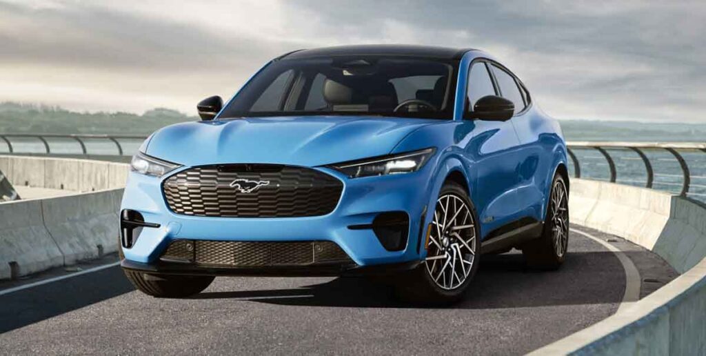 Carros elétricos: com dobro de vendas, veículos eletrificados ganham força no mercado brasileiro Carros elétricos: com dobro de vendas, veículos eletrificados ganham força no mercado brasileiro