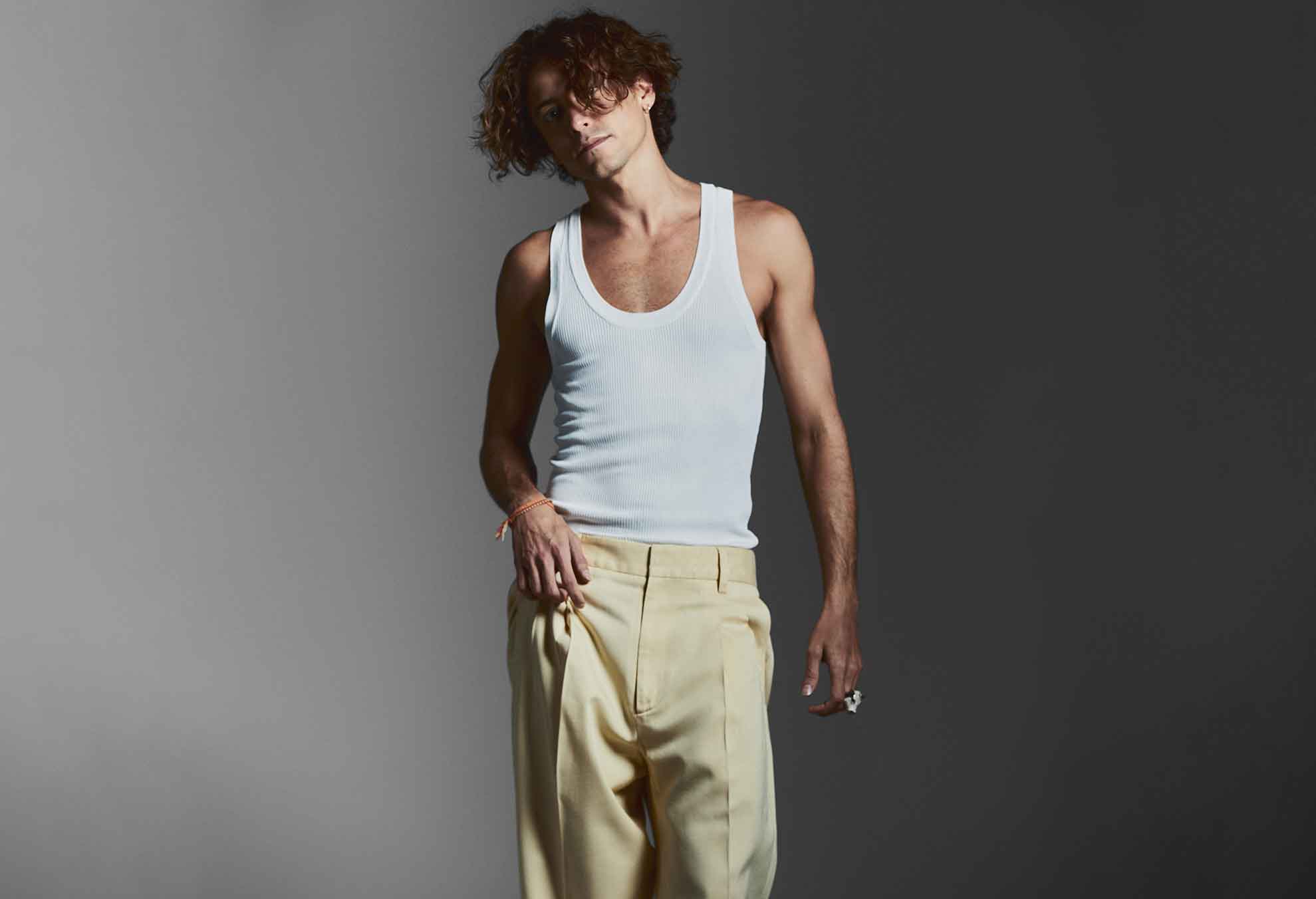 Jesuíta Barbosa viverá Ney Matogrosso nos cinemas com a cinebiografia “Homem com H”