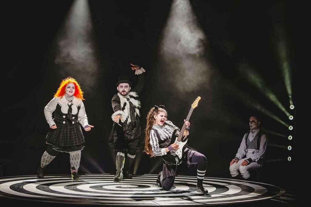 CAIXA Cultural Curitiba recebe espetáculo musical infantil “Cabelos Arrepiados”