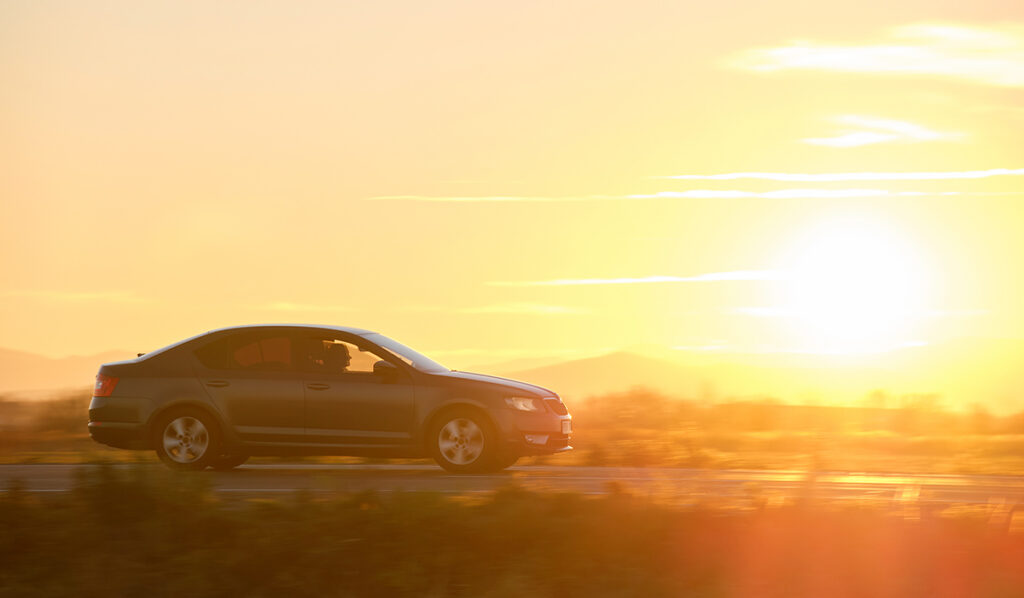 Verão na pista: confira 7 cuidados essenciais com o carro na estação mais quente do ano Verão na pista: confira 7 cuidados essenciais com o carro na estação mais quente do ano