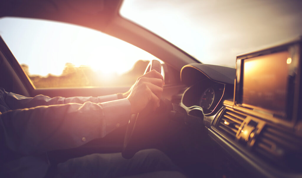 Verão na pista: confira 7 cuidados essenciais com o carro na estação mais quente do ano Verão na pista: confira 7 cuidados essenciais com o carro na estação mais quente do ano