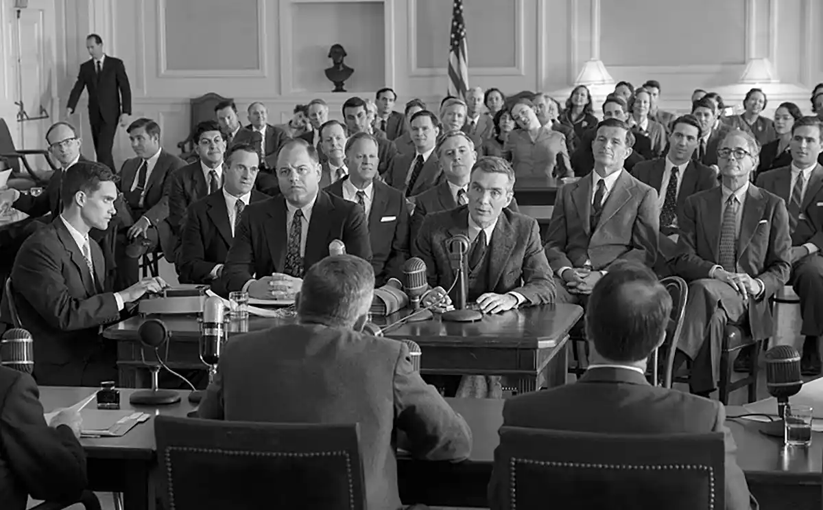 Indicado a 13 categorias no Oscar, Oppenheimer reestreia amanhã nos cinemas brasileiros