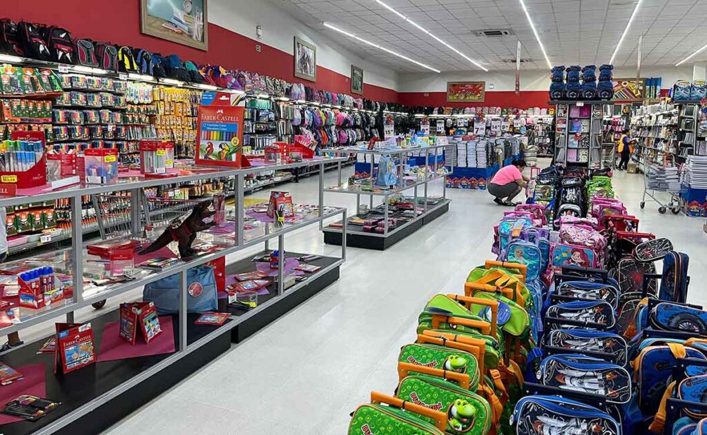 Volta às Aulas 2024: Casa China anuncia congelamento de preços de 2020 e expectativa de crescimento de 35%