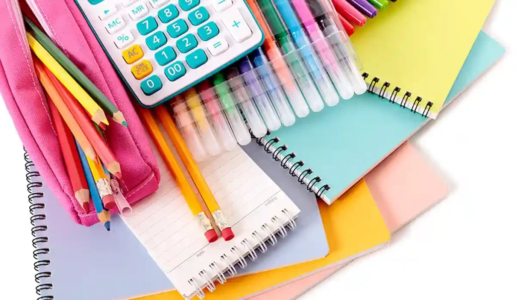 Material escolar está mais caro e especialista ensina como economizar