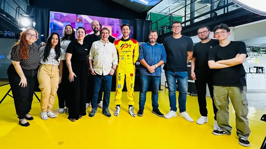 RP Info lança campanha com Reginaldo Leme e patrocínio a Gabriel Casagrande na Stock Car