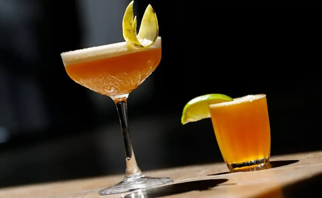 Bares de Curitiba promovem Festival de Sour com rótulos com manga, pitaya, caju e até cupuaçu