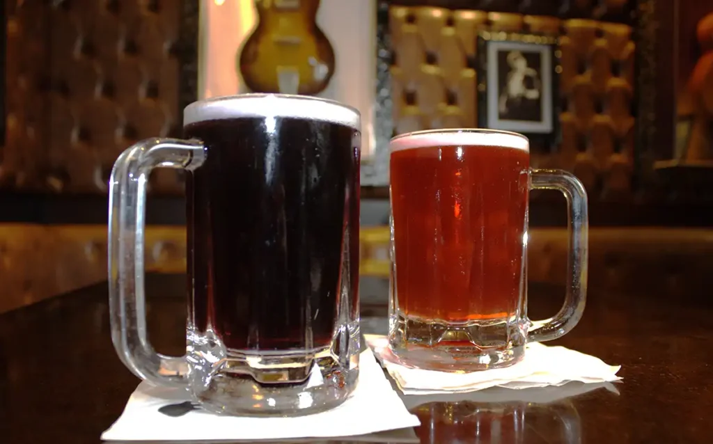 "Chopp Temático" é estrela do Super Bowl no Hard Rock Cafe Curitiba "Chopp Temático" é estrela do Super Bowl no Hard Rock Cafe Curitiba