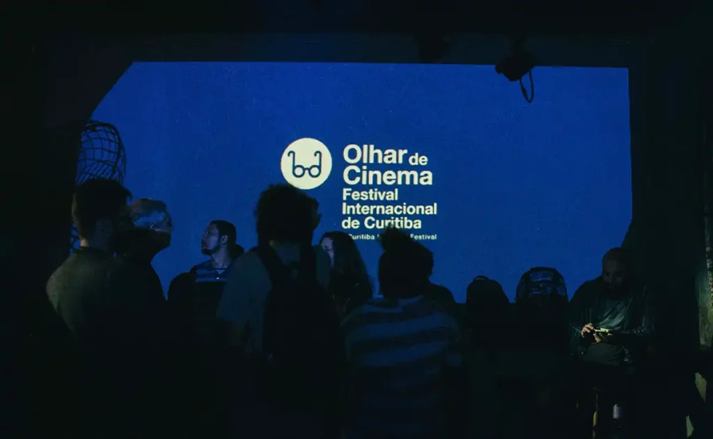 Olhar de Cinema - Festival Internacional de Curitiba está com inscrições abertas para longas e curtas-metragens Olhar de Cinema - Festival Internacional de Curitiba está com inscrições abertas para longas e curtas-metragens