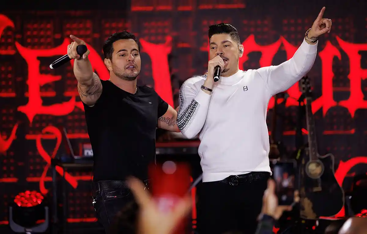 Fazenda Churrascada Curitiba terá show intimista com Henrique & Diego