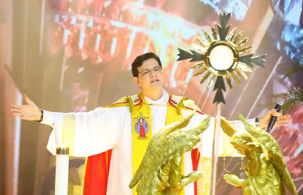 Especial Compromisso de Amor 2024 arrecada 100 toneladas de alimentos Especial Compromisso de Amor 2024 arrecada 100 toneladas de alimentos