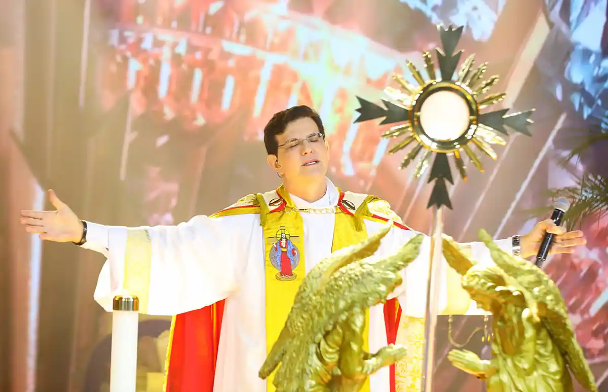 Especial Compromisso de Amor 2024 arrecada 100 toneladas de alimentos