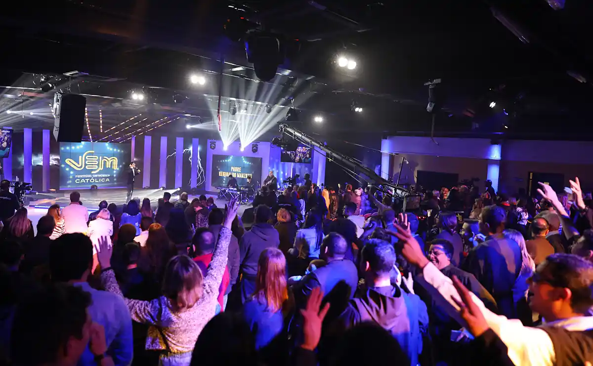 Festival musical leva mensagem de fé e transforma vidas de participantes