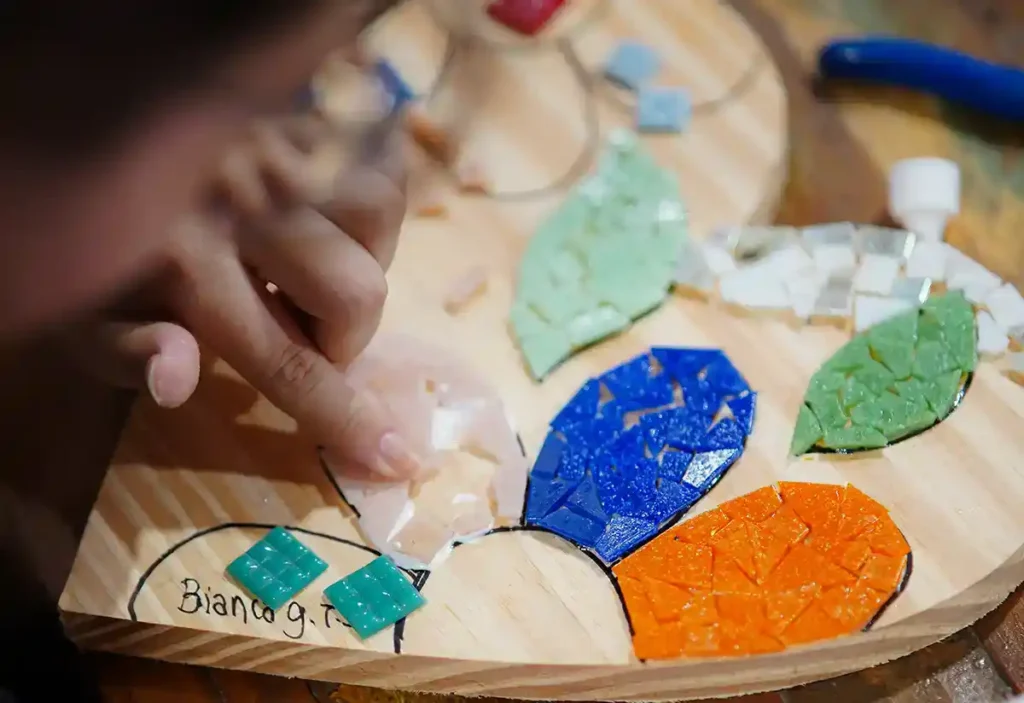 Criando Arte e Obra&Arte: exposição de arte sustentável no Sesc Londrina Cadeião