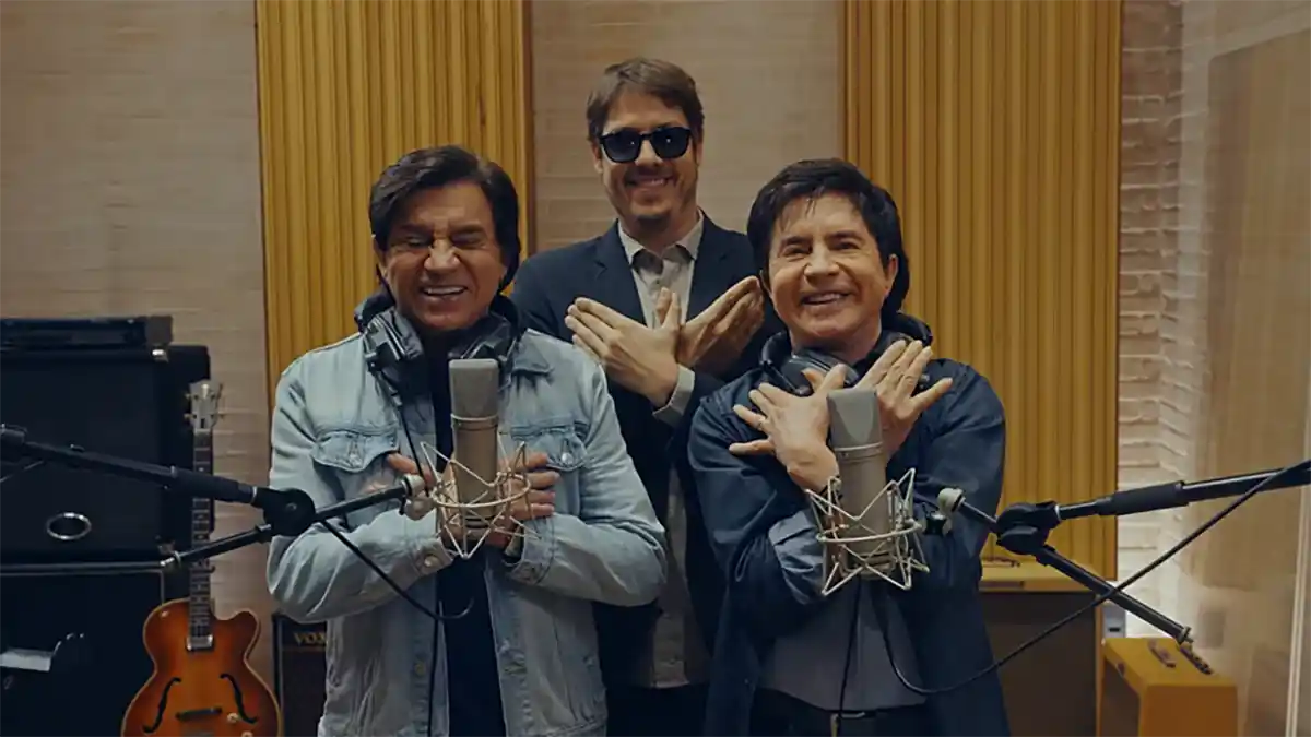 Evidências do Amor: Warner Bros. Pictures divulga novo esquete de comédia com Chitãozinho & Xororó