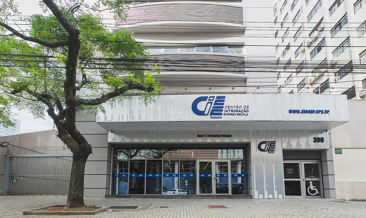 Paraná oferta 3,7 mil vagas de estágio, segundo CIEE/PR